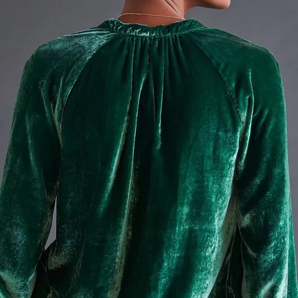 Pilcro for Anthropologie Green Puff-Sleeved Velvet Buttondown NWT Medium - Picture 11 of 12